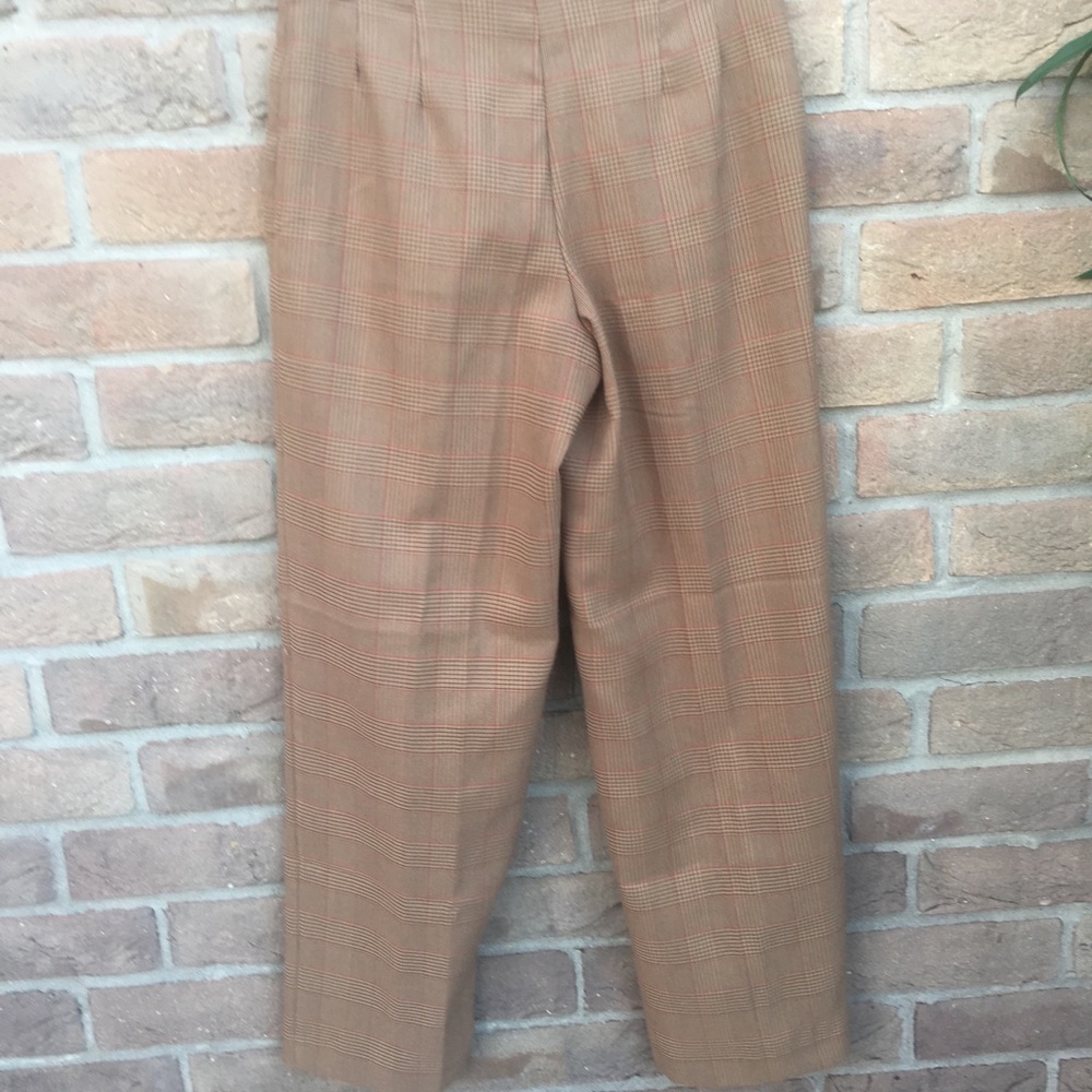Brown plaid pants - Picture 3 of 3